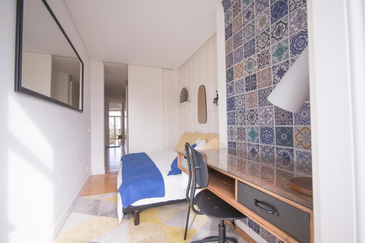 Charming, Sun-drenched In Estrela Lisboa